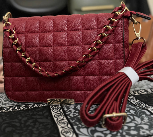 Women's Quilted Crossbody Shoulder Bag with Chain Strap – Stylish PU Leather Handbag