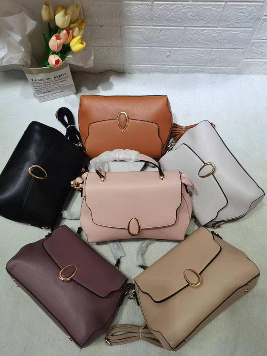 Leather Crossbody Bag – Minimalist Shoulder Purse with Multi-Compartment & Adjustable Strap